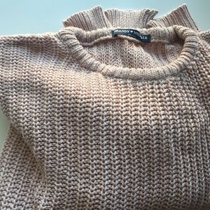 NEW Brandy Melville Skimmer Pullover